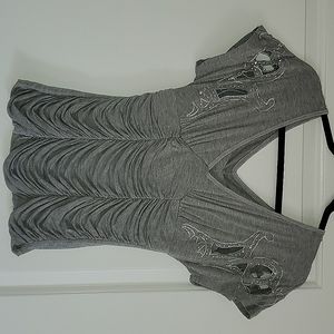 Small XOXO gray shirt with beautiful design